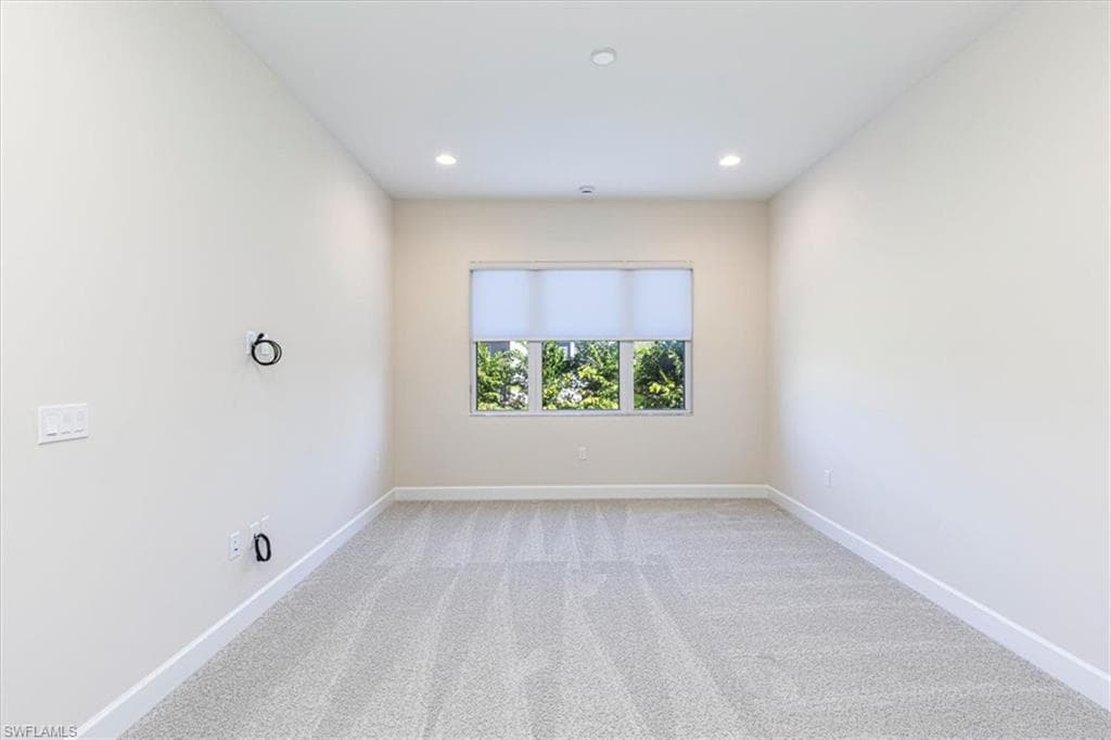 2749 Durham CIR, NAPLES FL 34112-21