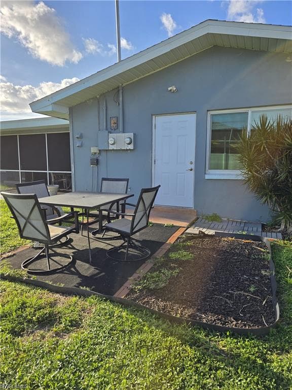 820 Cape Coral PKWY W, CAPE CORAL FL 33914-8