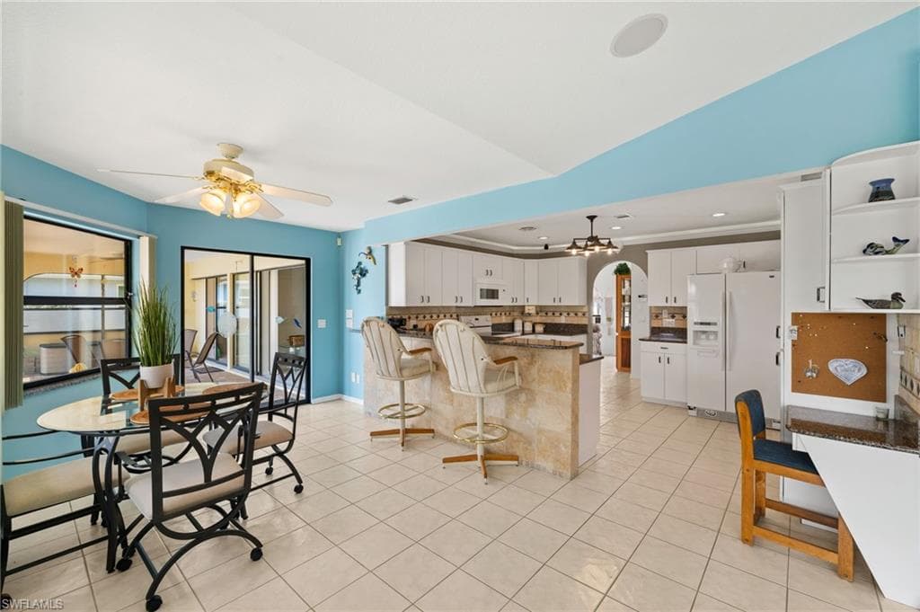 2152 Taiwan CT, PUNTA GORDA FL 33983-10