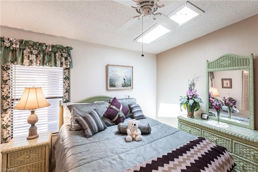 10051 Broken Woods CT S, NORTH FORT MYERS FL 33903-24