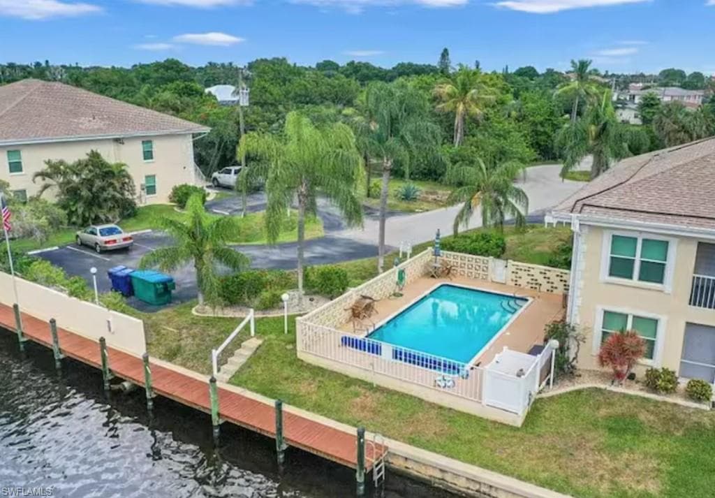 4500 SE 5th PL # 105, CAPE CORAL FL 33904-14