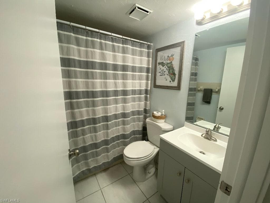 4500 SE 5th PL # 105, CAPE CORAL FL 33904-10