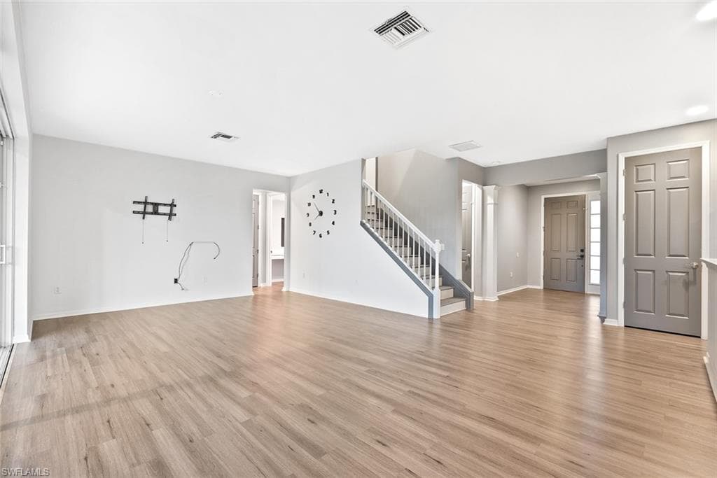 15639 Angelica DR, ALVA FL 33920-11