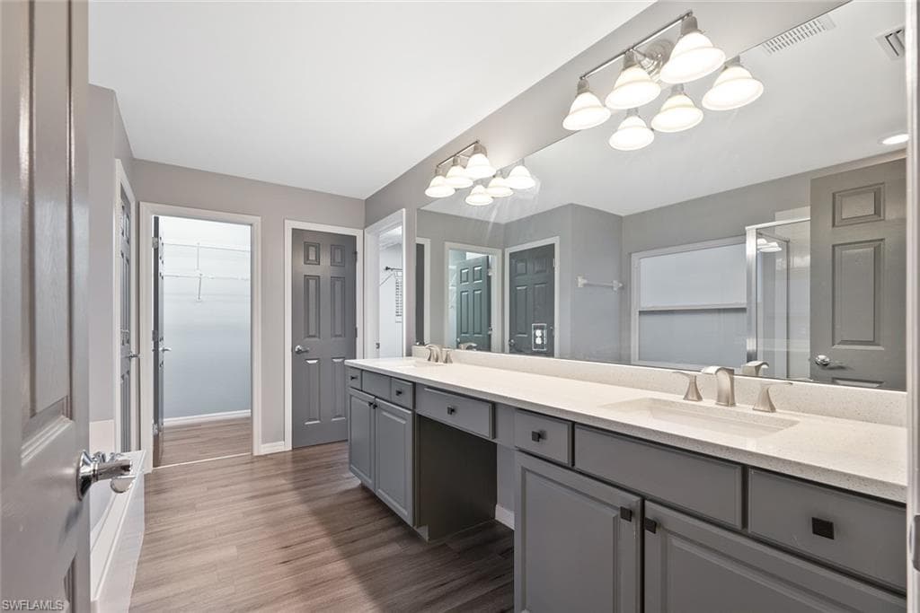 15639 Angelica DR, ALVA FL 33920-21