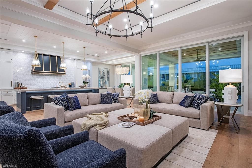 1380 Pelican AVE, NAPLES FL 34102-1