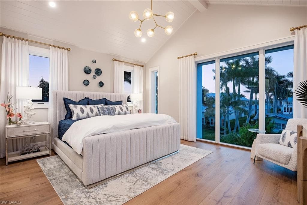 1380 Pelican AVE, NAPLES FL 34102-12