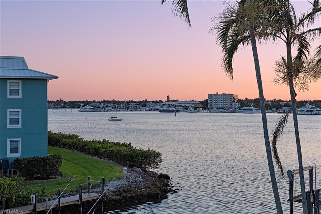 1380 Pelican AVE, NAPLES FL 34102-23