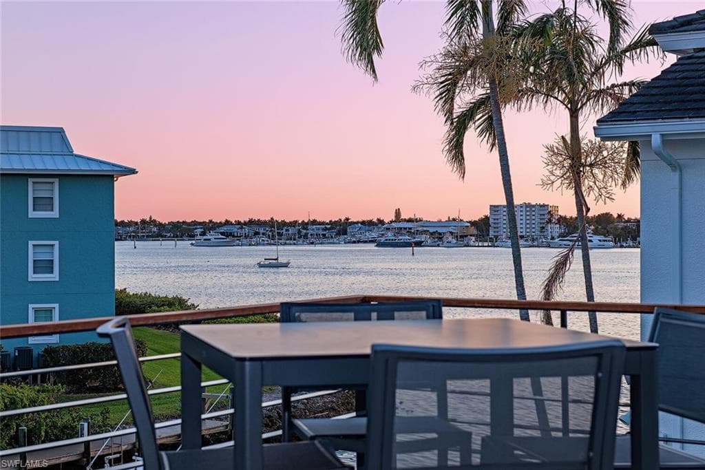 1380 Pelican AVE, NAPLES FL 34102-24