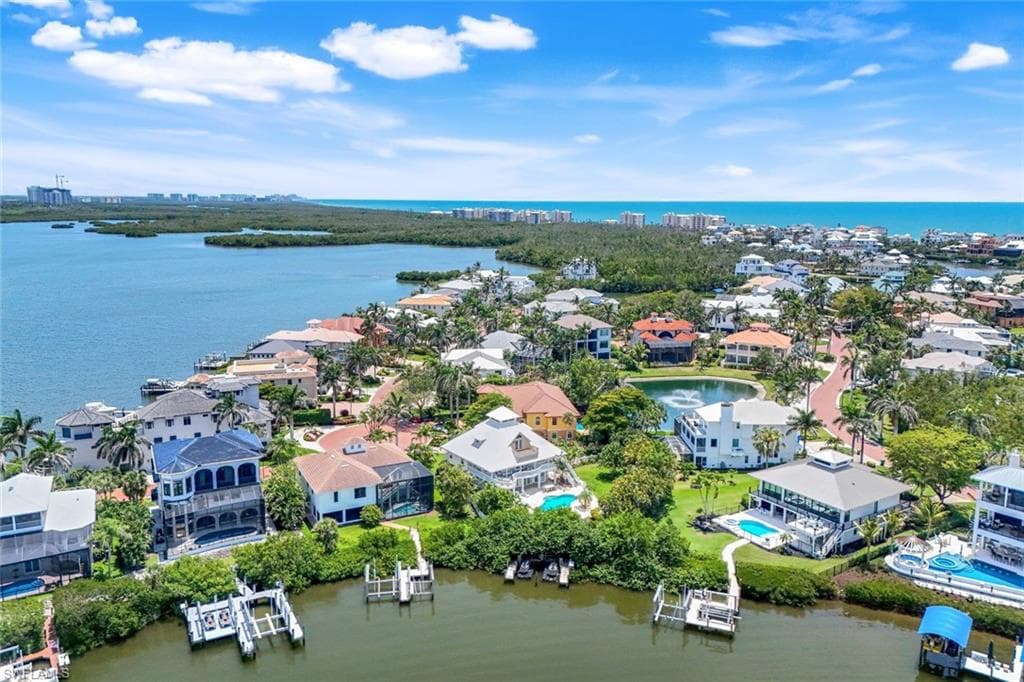 203 San Mateo DR, BONITA SPRINGS FL 34134-2