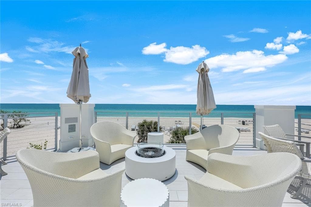 203 San Mateo DR, BONITA SPRINGS FL 34134-33