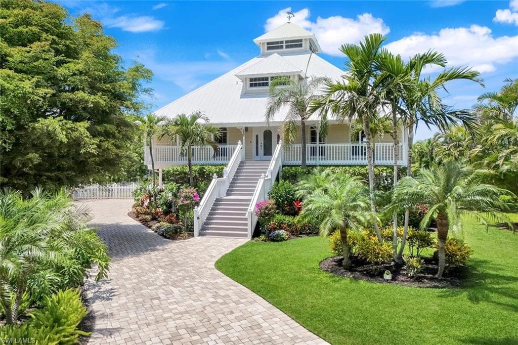 203 San Mateo DR, BONITA SPRINGS FL 34134-24