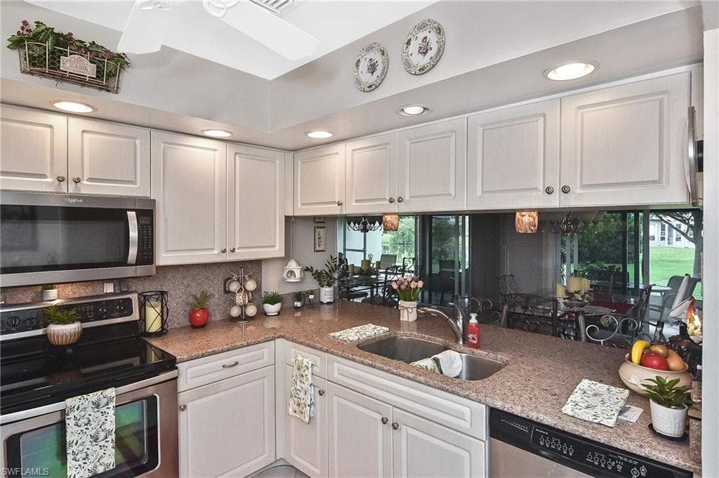 802 McGregor Park CIR # 802, FORT MYERS FL 33908-19