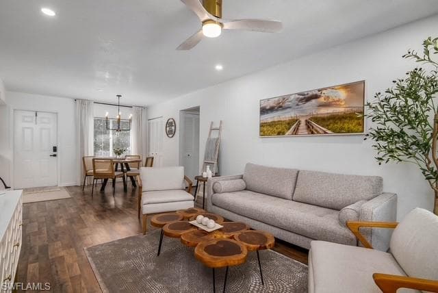 1251 7th AVE N # 307, NAPLES FL 34102-1