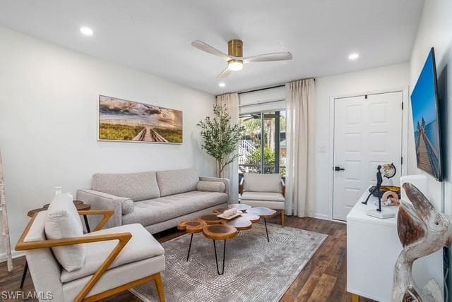 1251 7th AVE N # 307, NAPLES FL 34102-3