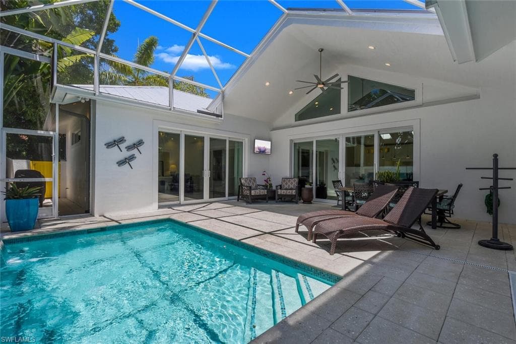 2130 Curtis ST, NAPLES FL 34112-26