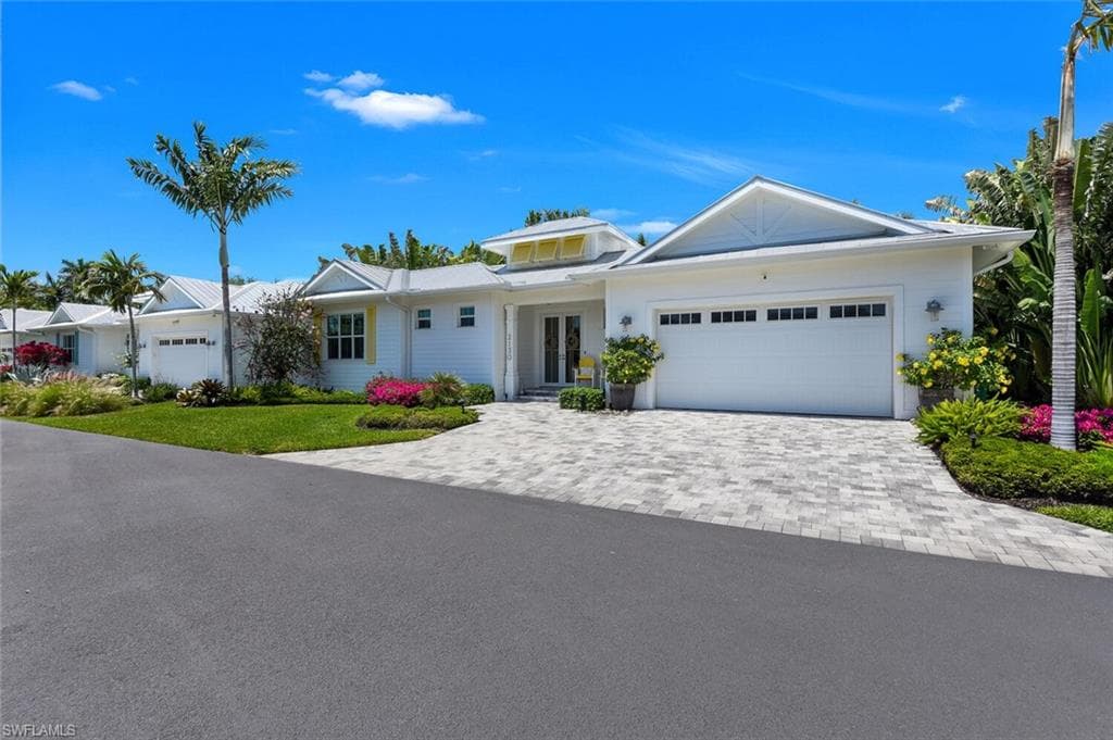 2130 Curtis ST, NAPLES FL 34112-1