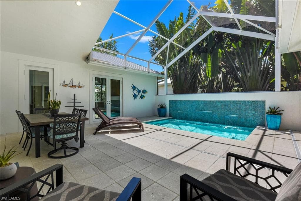 2130 Curtis ST, NAPLES FL 34112-28