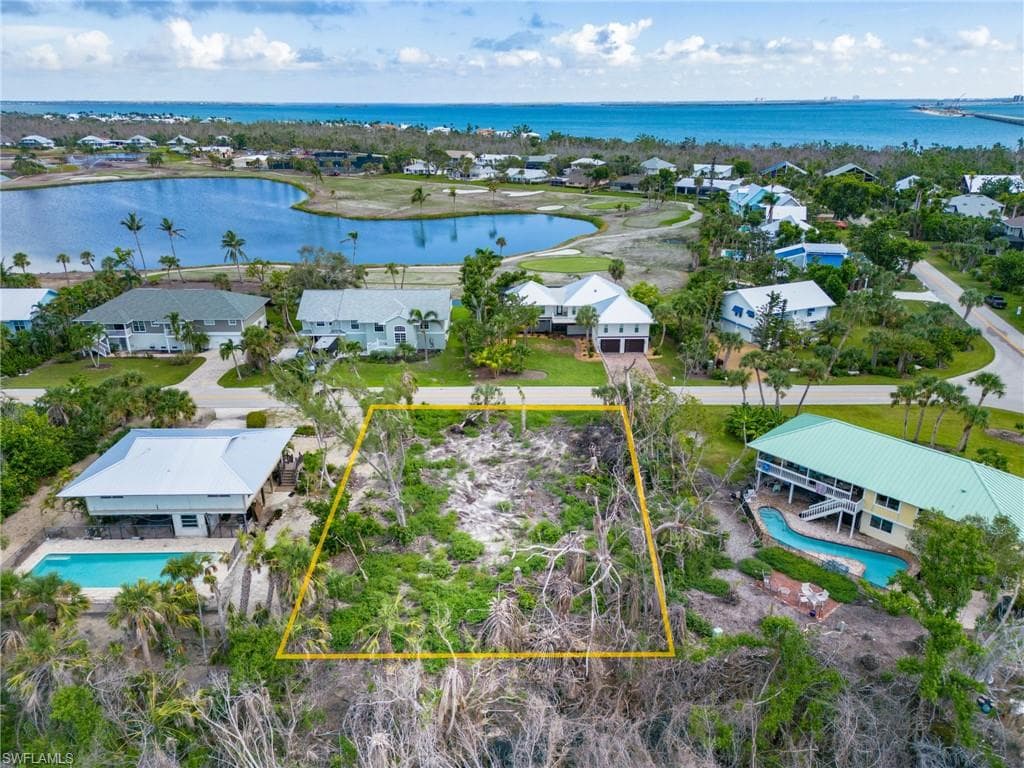 1032 Sand Castle RD, SANIBEL FL 33957-1