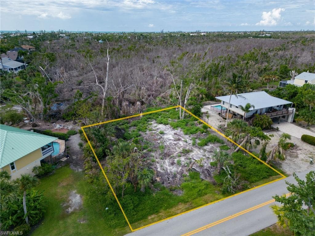 1032 Sand Castle RD, SANIBEL FL 33957-12
