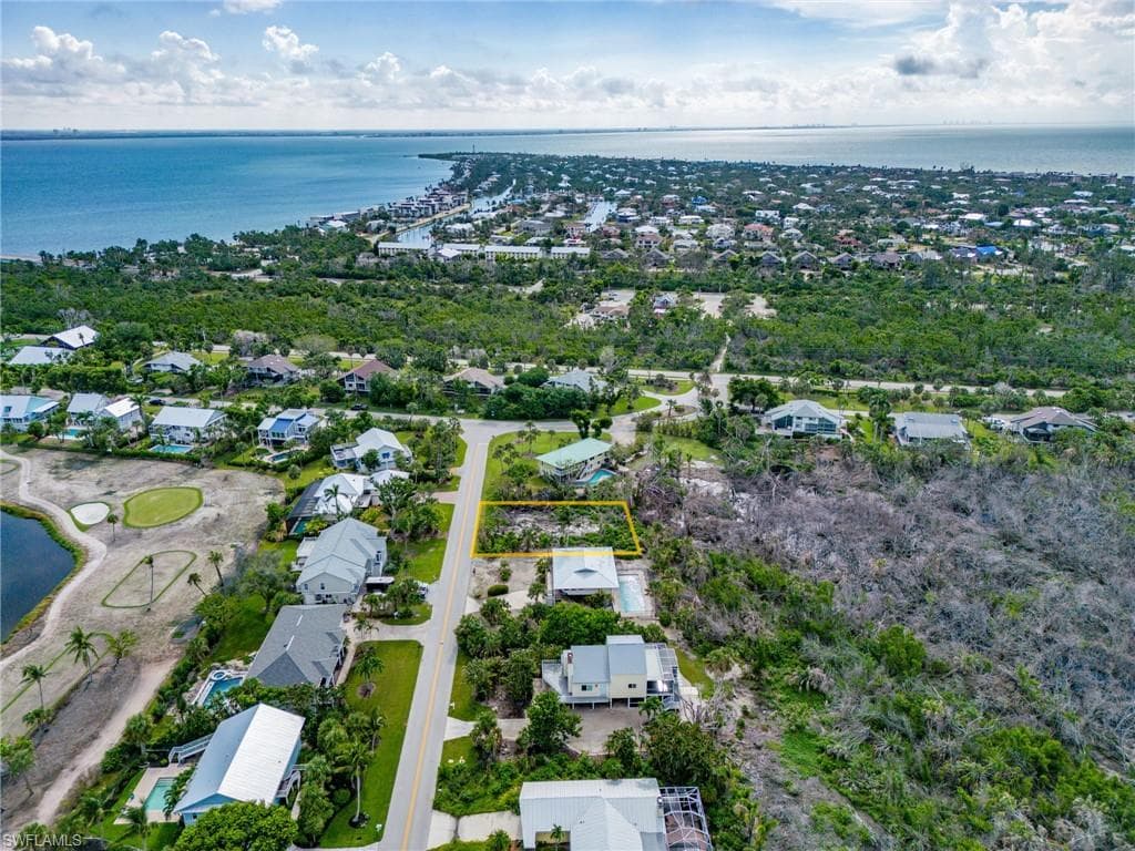 1032 Sand Castle RD, SANIBEL FL 33957-4