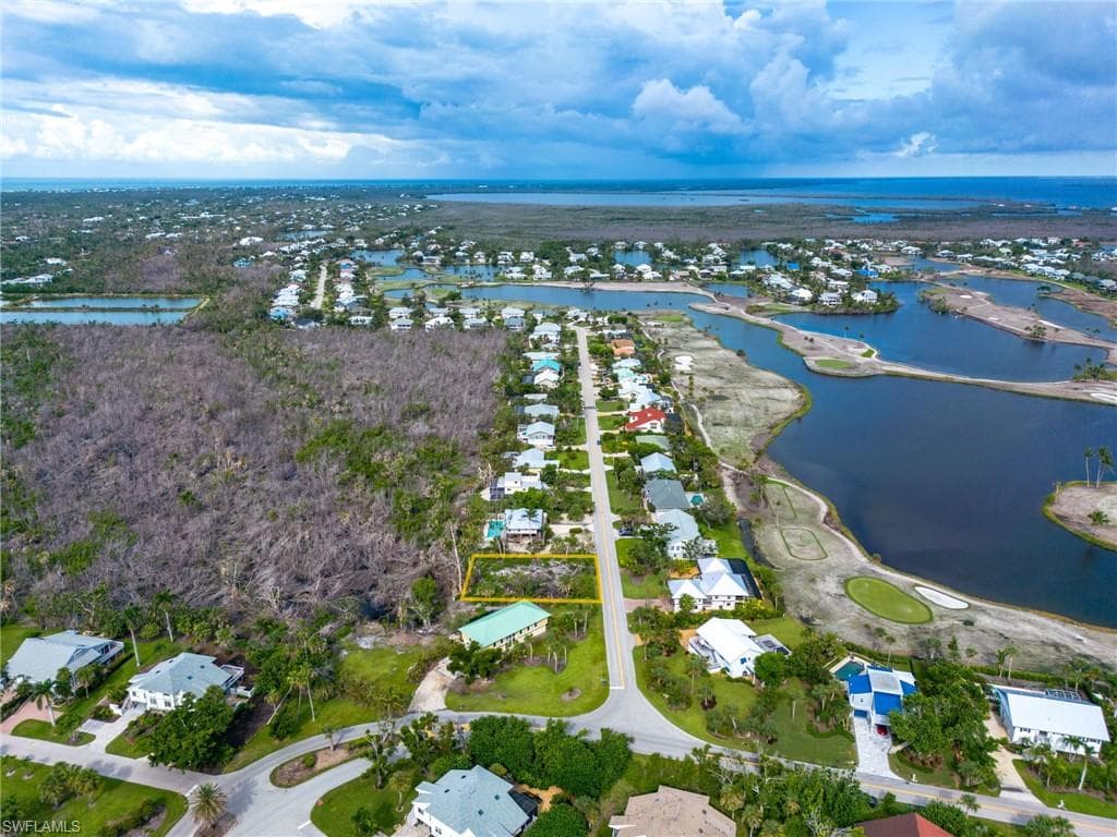 1032 Sand Castle RD, SANIBEL FL 33957-7