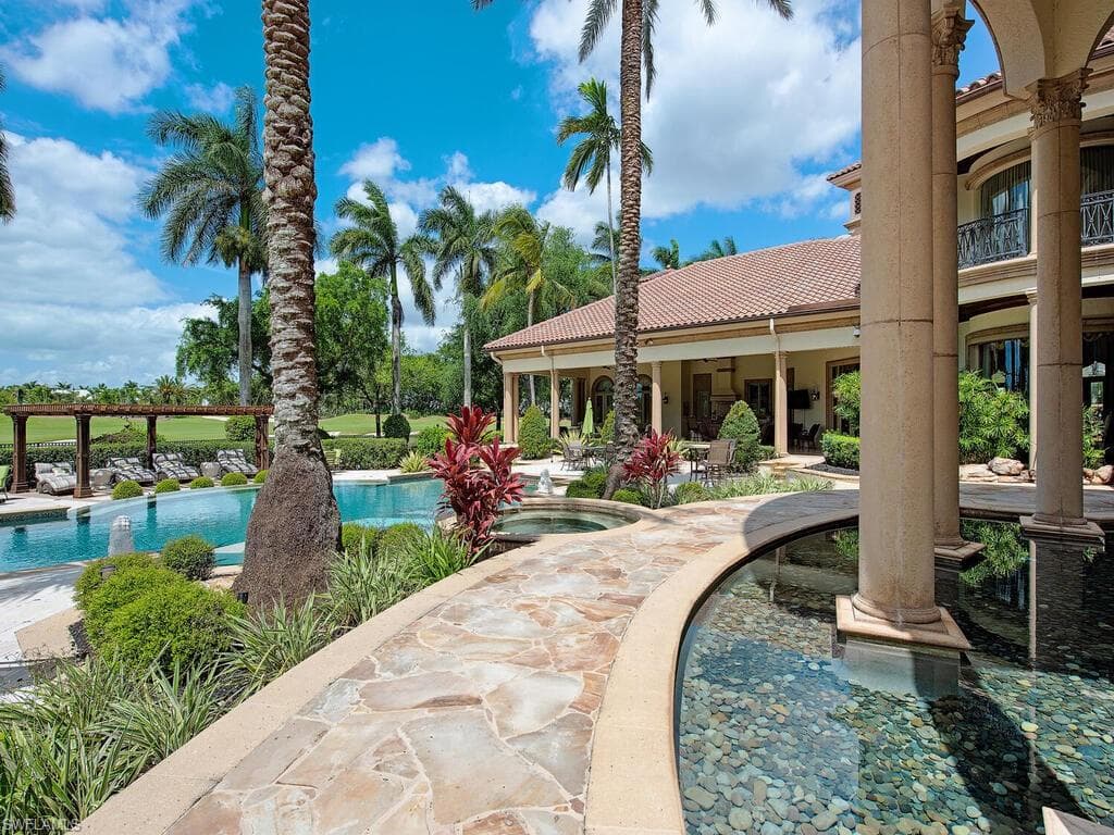 9663 MASHIE CT, NAPLES FL 34108-8