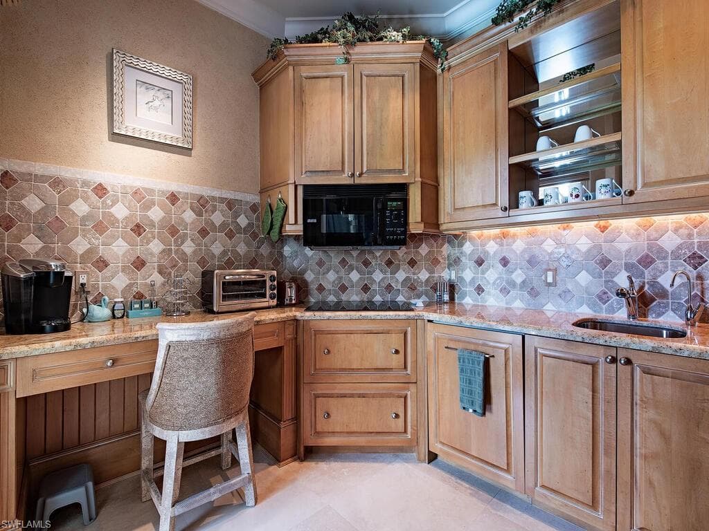 9663 MASHIE CT, NAPLES FL 34108-37