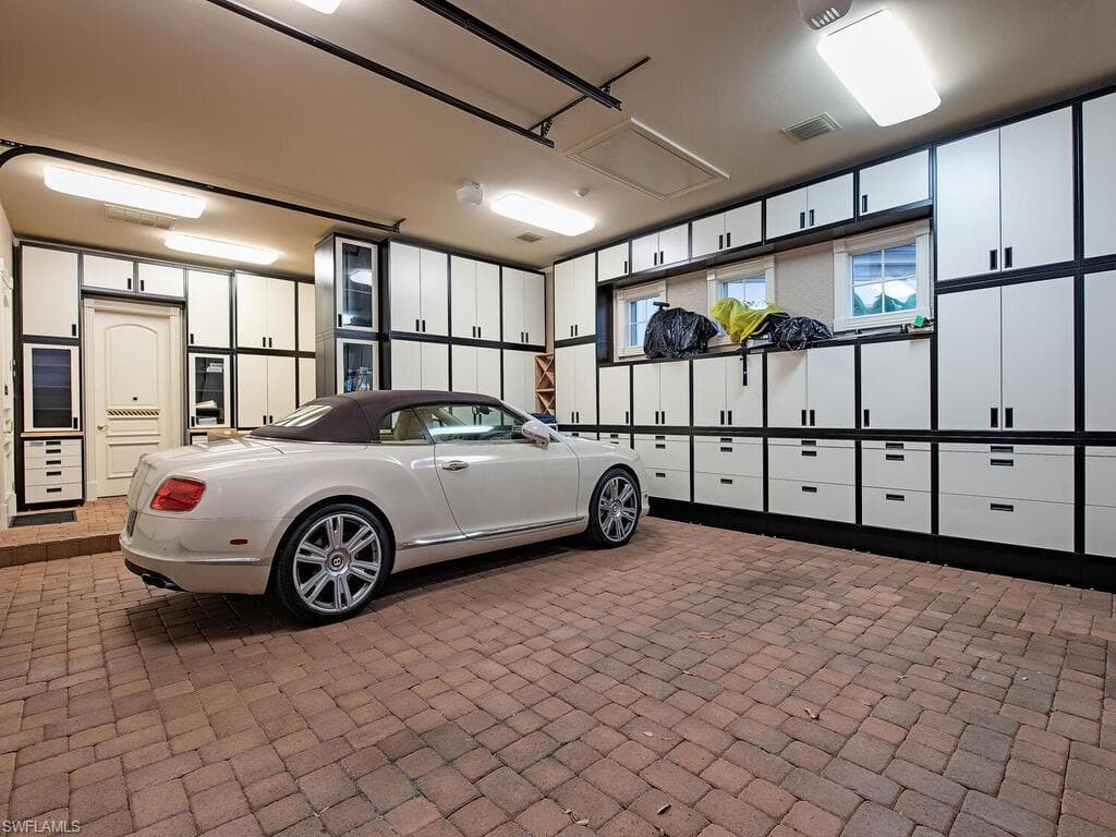 9663 MASHIE CT, NAPLES FL 34108-47