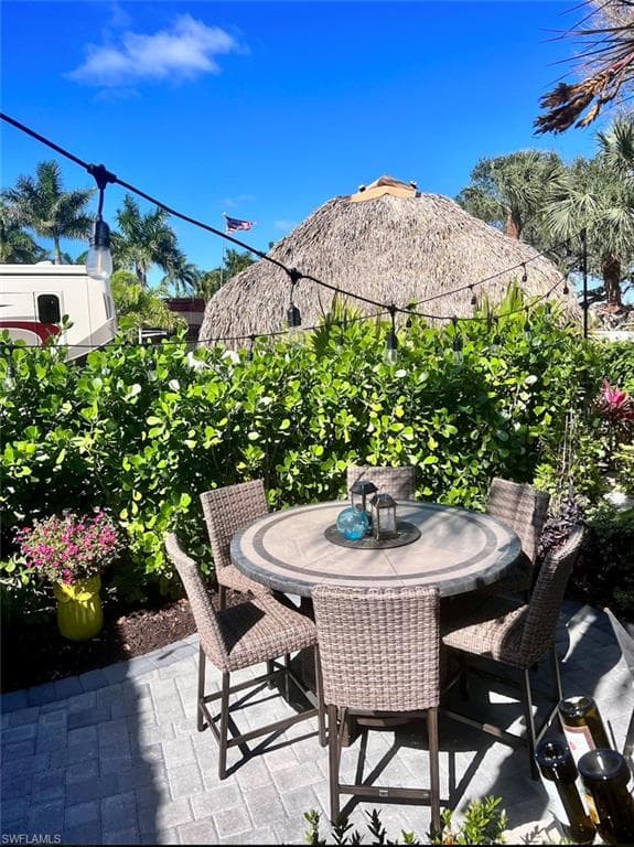13575 Snook CIR, NAPLES FL 34114-23