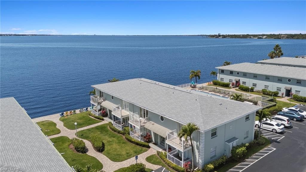 3330 N Key DR # 6, NORTH FORT MYERS FL 33903-29