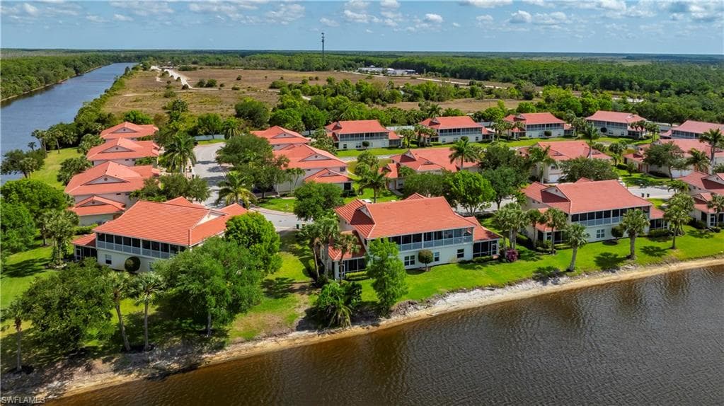 25073 Peacock LN # 102, NAPLES FL 34114-22