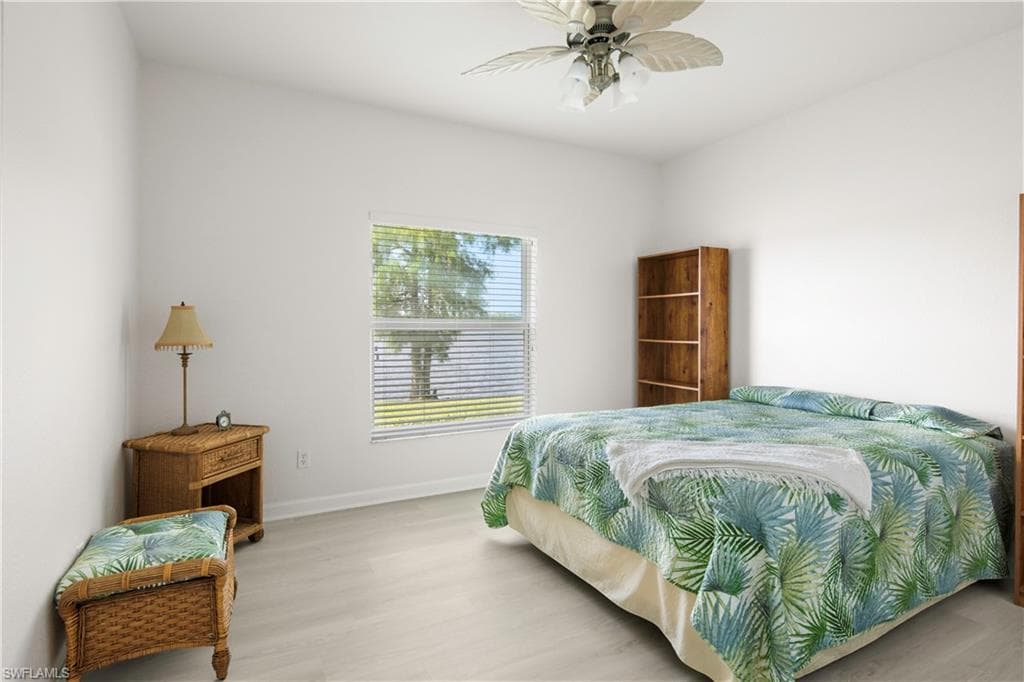 25073 Peacock LN # 102, NAPLES FL 34114-16