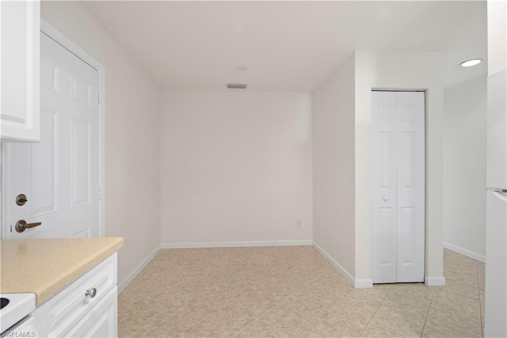 25073 Peacock LN # 102, NAPLES FL 34114-10