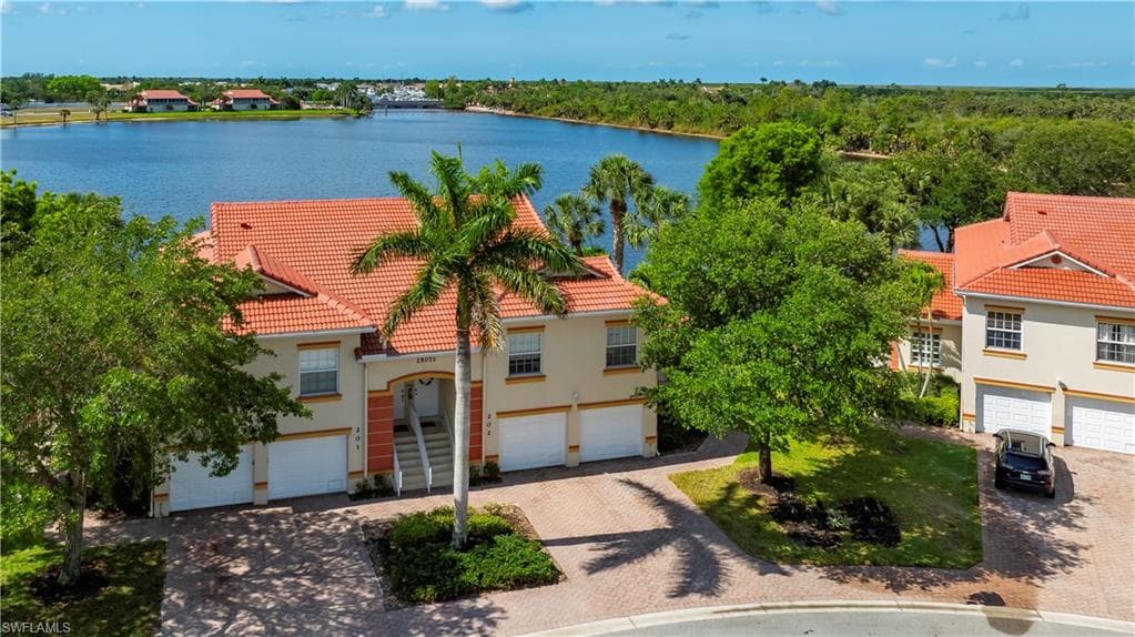 25073 Peacock LN # 102, NAPLES FL 34114-20