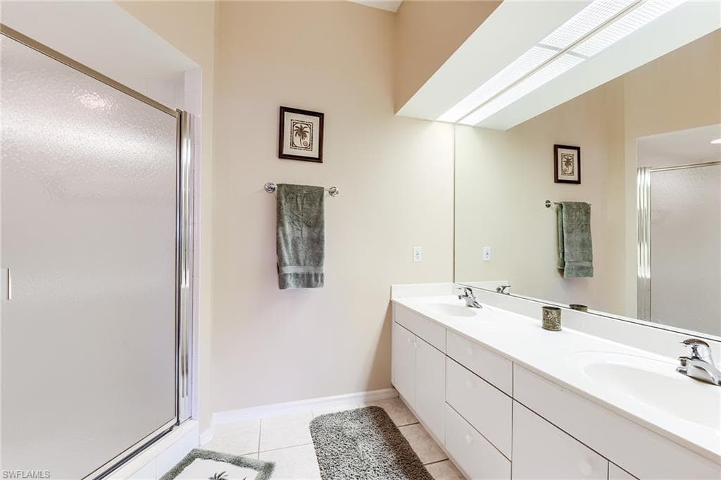 23810 Marbella Bay RD # 202, ESTERO FL 34135-17