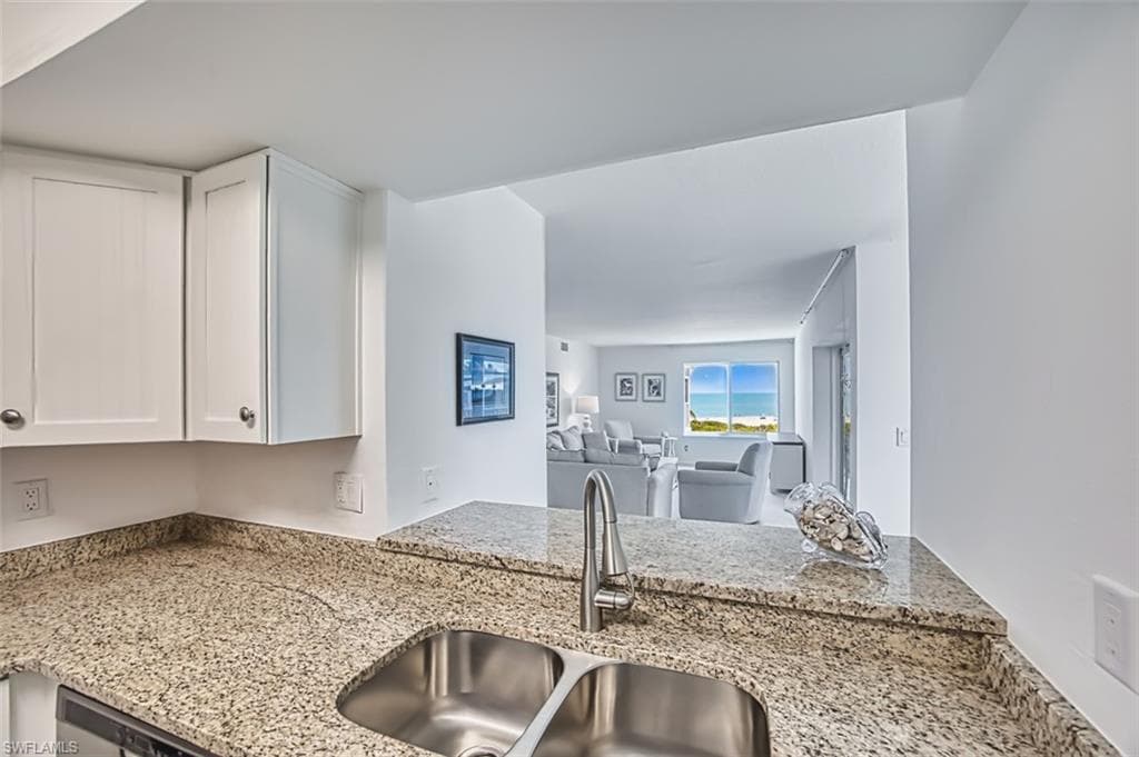 610 Donax ST # 233, SANIBEL FL 33957-33