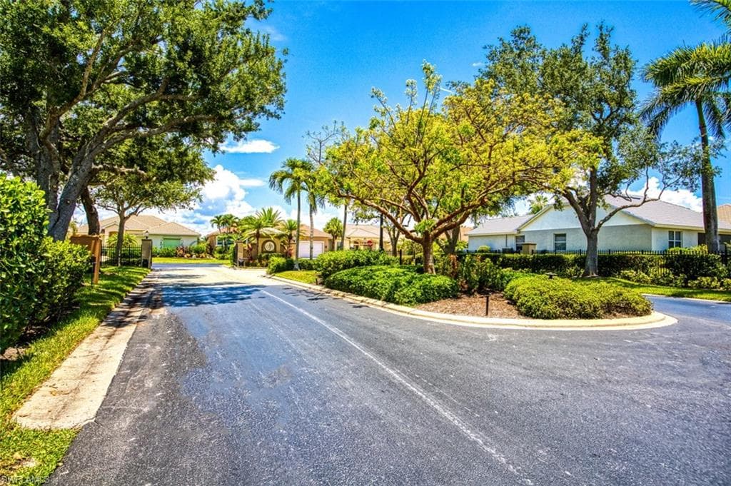 8356 Southwind Bay CIR, FORT MYERS FL 33908-29