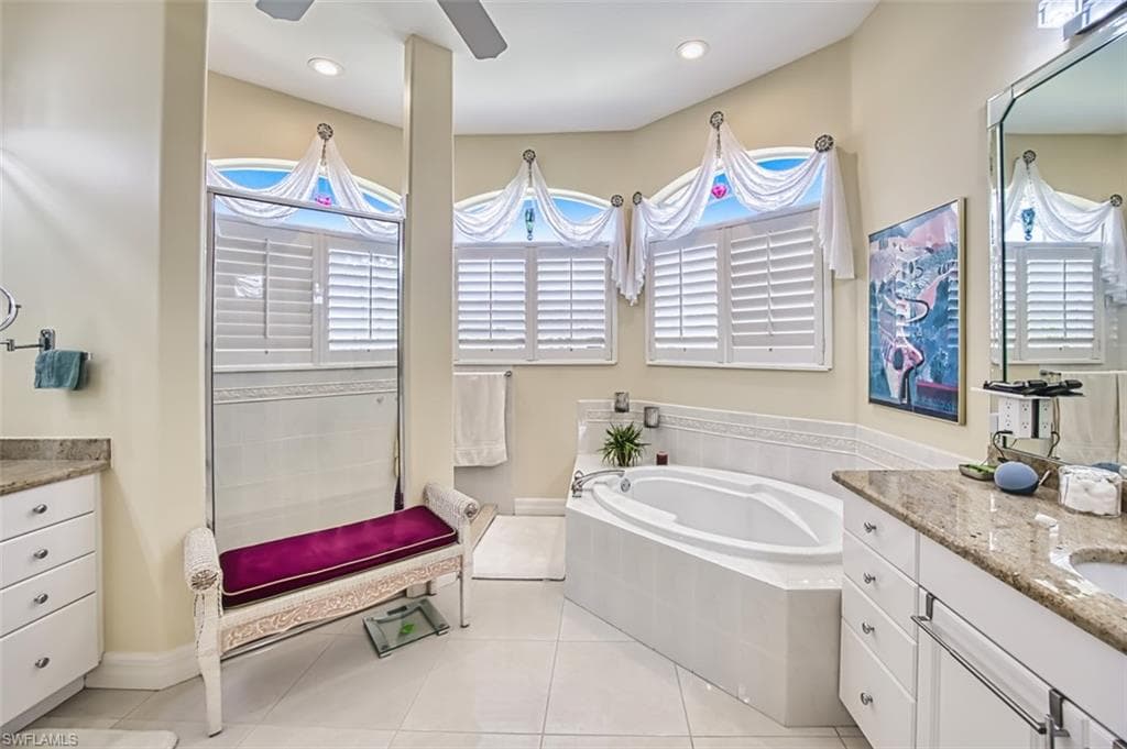 8356 Southwind Bay CIR, FORT MYERS FL 33908-14