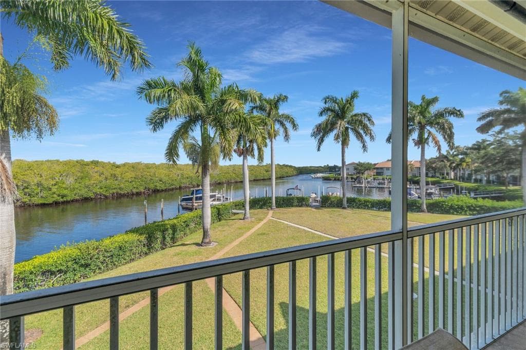 162 Newport DR # 1208, NAPLES FL 34114-1