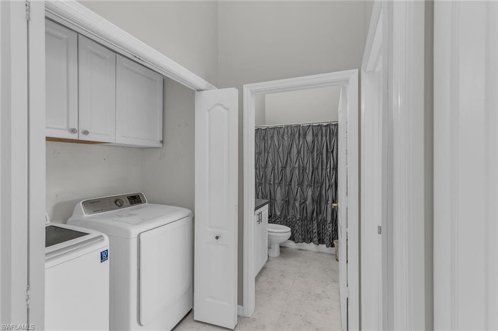 162 Newport DR # 1208, NAPLES FL 34114-19