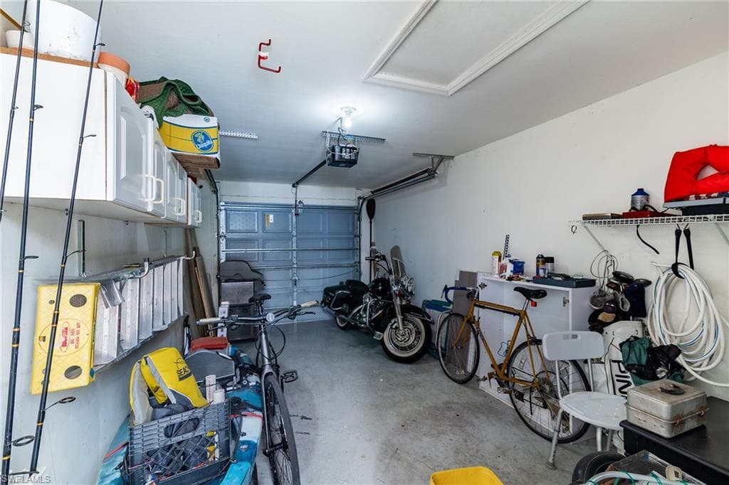 162 Newport DR # 1208, NAPLES FL 34114-23