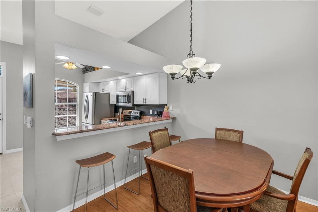 162 Newport DR # 1208, NAPLES FL 34114-9