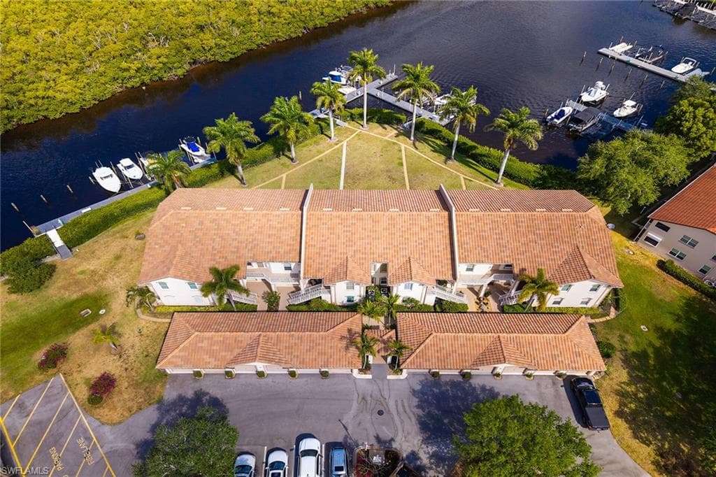 162 Newport DR # 1208, NAPLES FL 34114-24