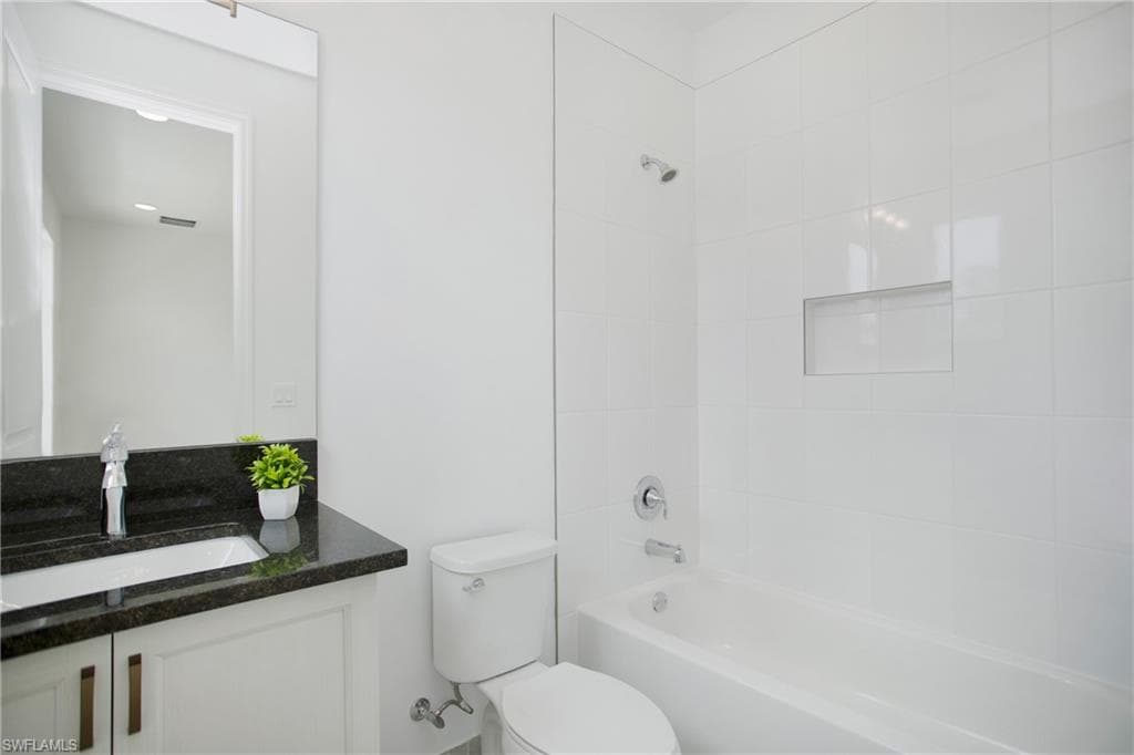 20195 Ainsley ST, ESTERO FL 33928-41