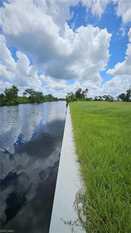 3811 NW 44th TER, CAPE CORAL FL 33993-1