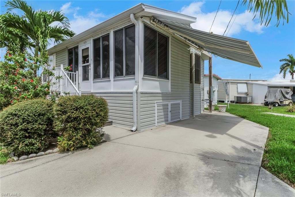 20721 BASIN DR, ESTERO FL 33928-5