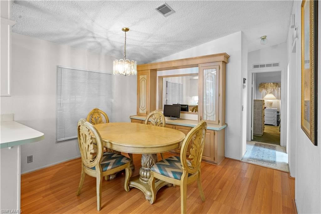 49 Turquoise AVE, NAPLES FL 34114-9