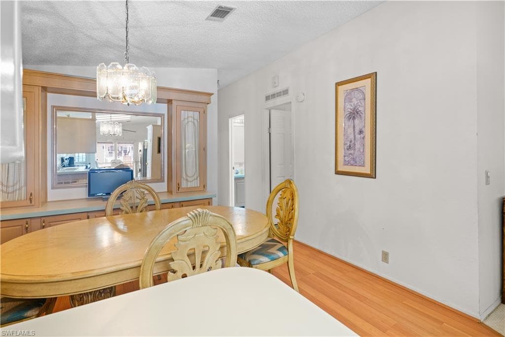 49 Turquoise AVE, NAPLES FL 34114-13