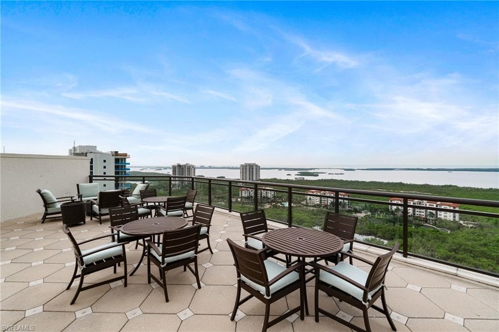 4800 Pelican Colony BLVD # 303, BONITA SPRINGS FL 34134-48