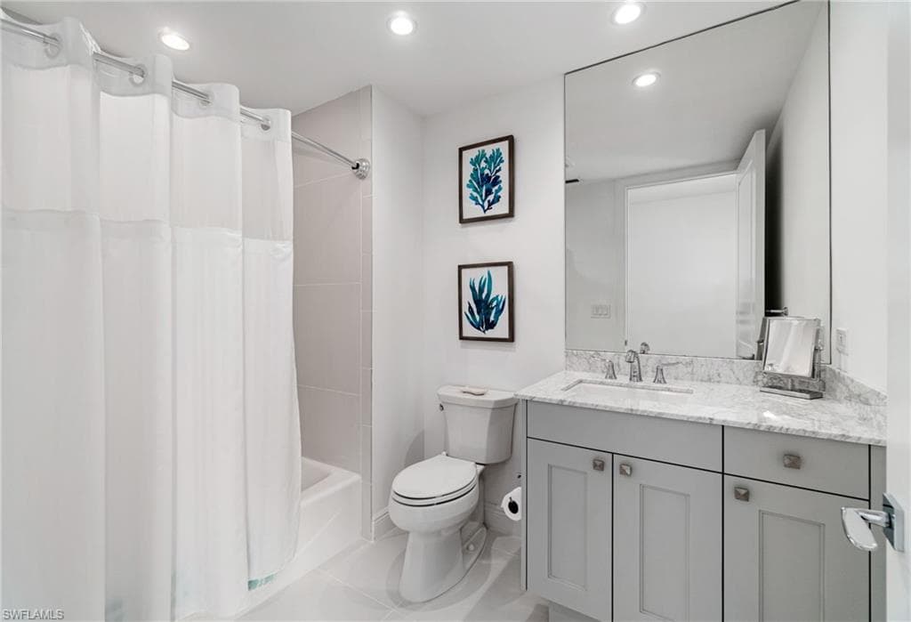 4800 Pelican Colony BLVD # 303, BONITA SPRINGS FL 34134-30